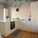 Centro Di Con Terrazzo Meraviglioso アパート *